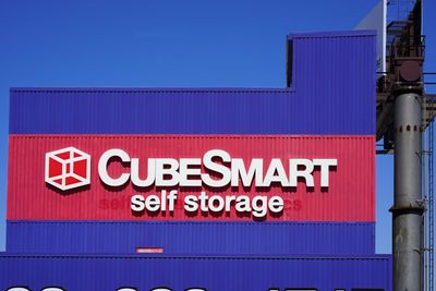 CubeSmart Stock Is Primed for a Breakout – and It Pays You to Wait with a 5.1% Dividend Yield